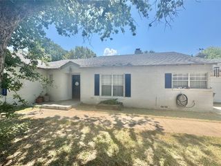 1204 Princess Lane, Hurst, TX 76053