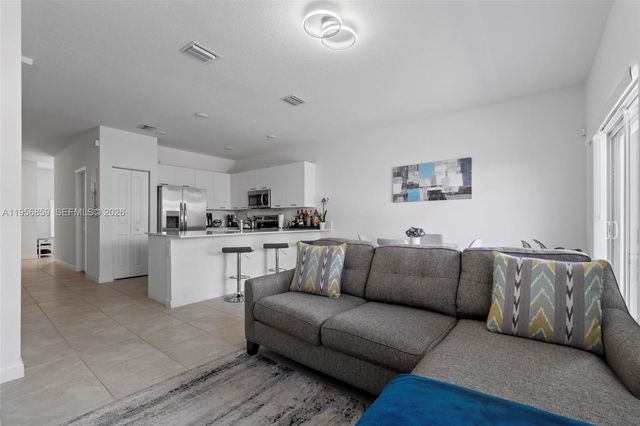 12204 NW 23rd Ct, Miami, FL 33167