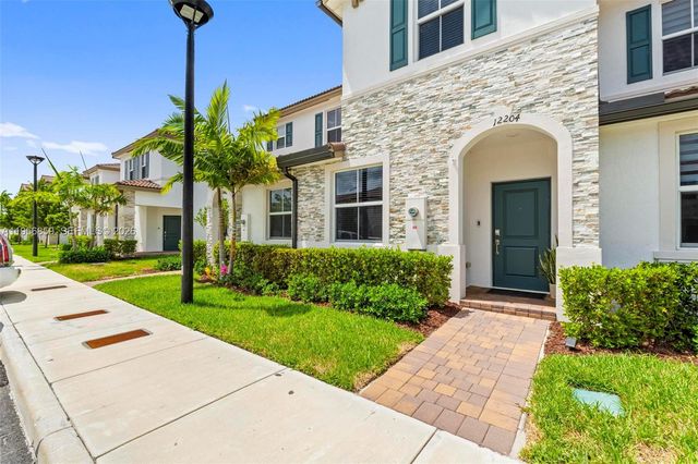 12204 NW 23rd Ct, Miami, FL 33167
