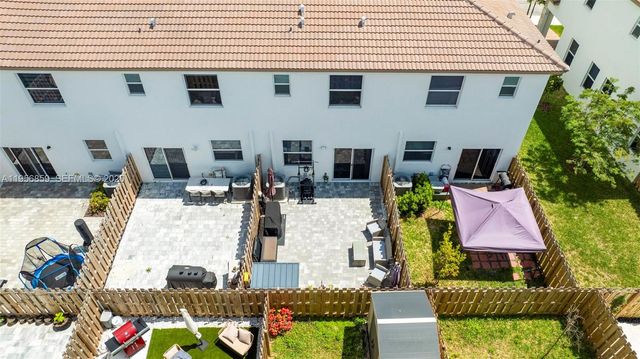 12204 NW 23rd Ct, Miami, FL 33167