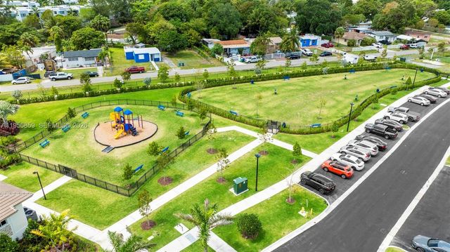 12204 NW 23rd Ct, Miami, FL 33167