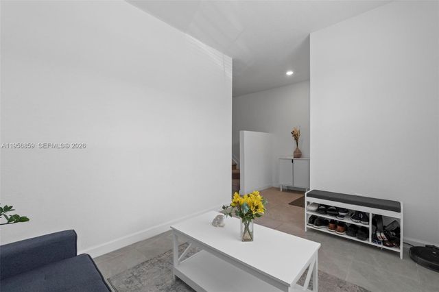 12204 NW 23rd Ct, Miami, FL 33167