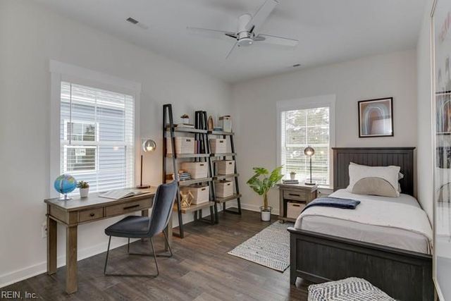 214 N 5th ST, Hampton, VA 23664