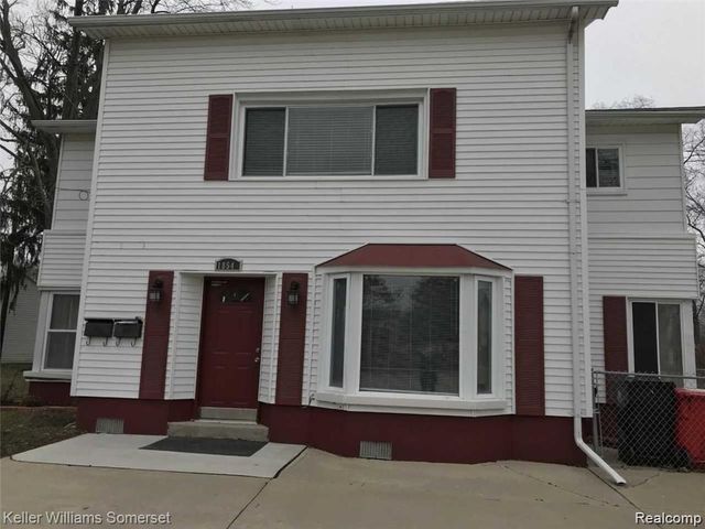 18541 Utica, Roseville, MI 48066