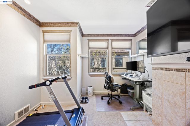 952 S 11Th St 234, San Jose, CA 95112