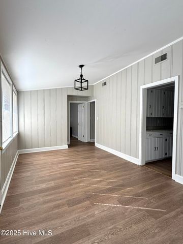 711 Bryce Street, Whiteville, NC 28472