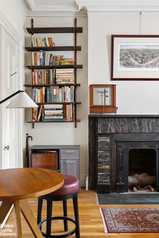 29 GROVE Street, New York City, NY 10014