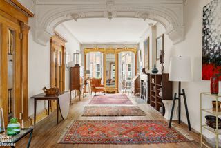 29 GROVE Street, New York City, NY 10014