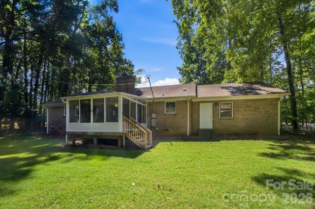 13001 Helena Circle, Charlotte, NC 28227