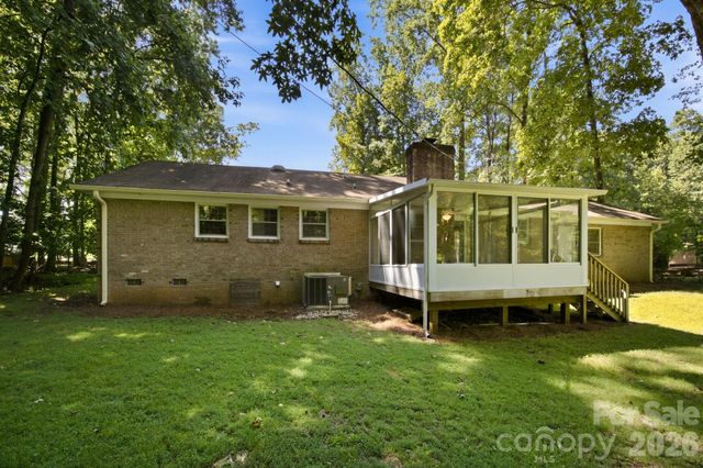 13001 Helena Circle, Charlotte, NC 28227