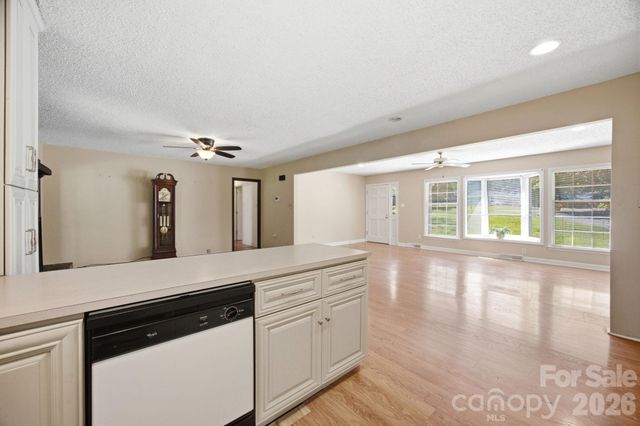 13001 Helena Circle, Charlotte, NC 28227