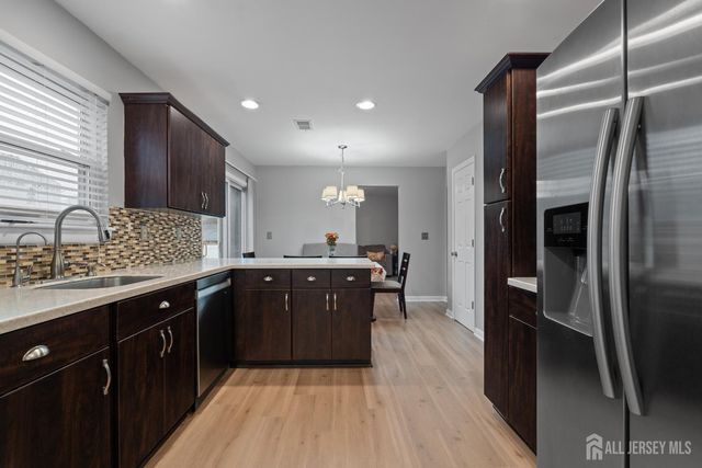 198 Arlington Avenue, Aberdeen, NJ 07721