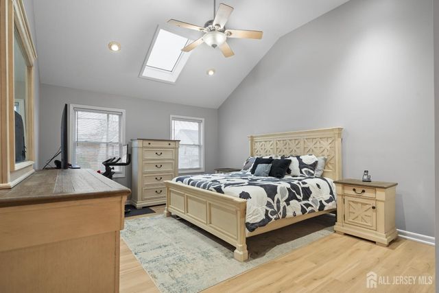 198 Arlington Avenue, Aberdeen, NJ 07721