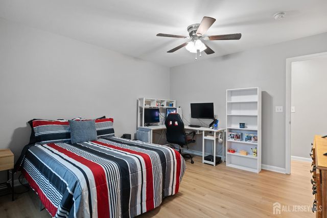 198 Arlington Avenue, Aberdeen, NJ 07721