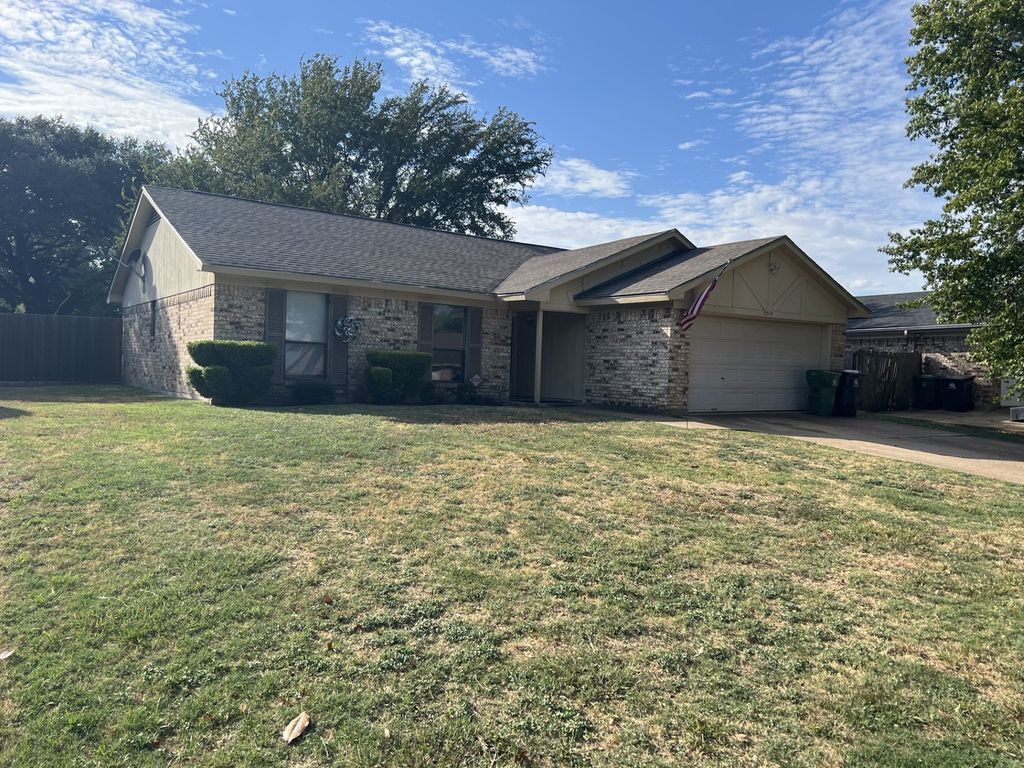 5014 Osage Drive, Arlington, TX 76018 — exterior