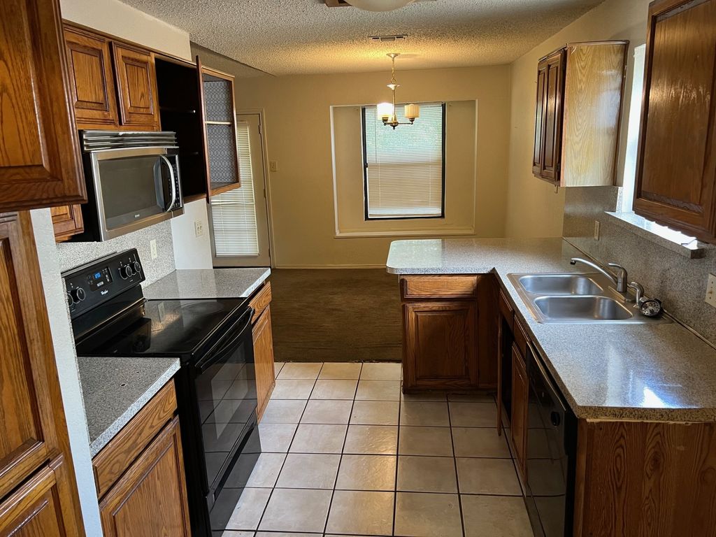5014 Osage Drive, Arlington, TX 76018 — photo 4