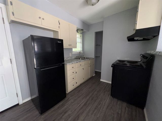 127-137 NW 27th, Paris, TX 75460