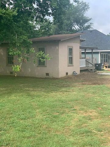 1006 Chase Street, Denison, TX 75020