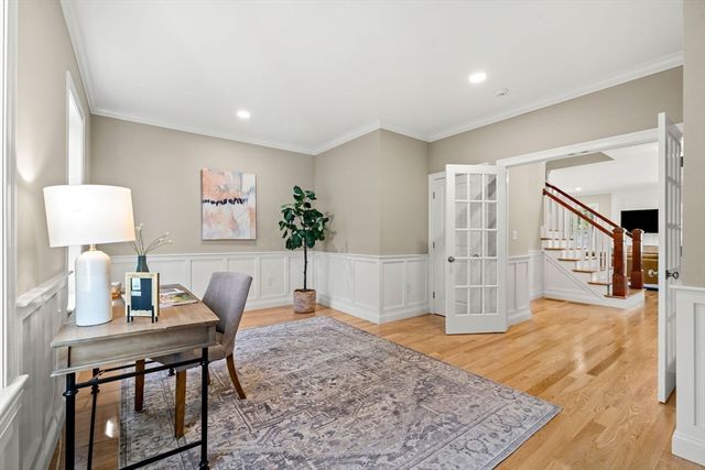 18 Robinson Road, Lexington, MA 02420
