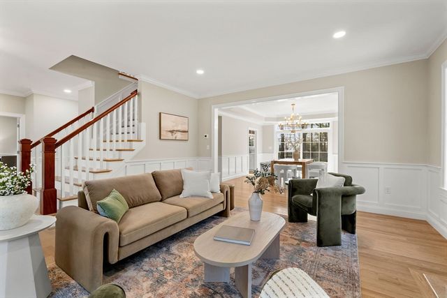 18 Robinson Road, Lexington, MA 02420