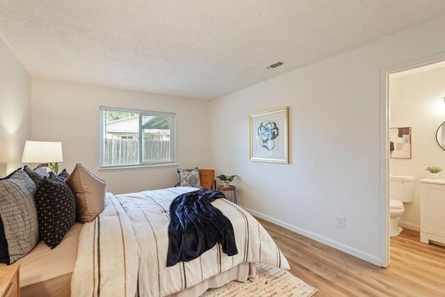 1117 Knickerbocker Dr, Stockton, CA 95210