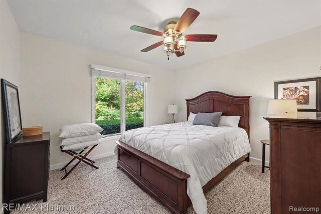 722 Mystic Woods Drive, Howell, MI 48843