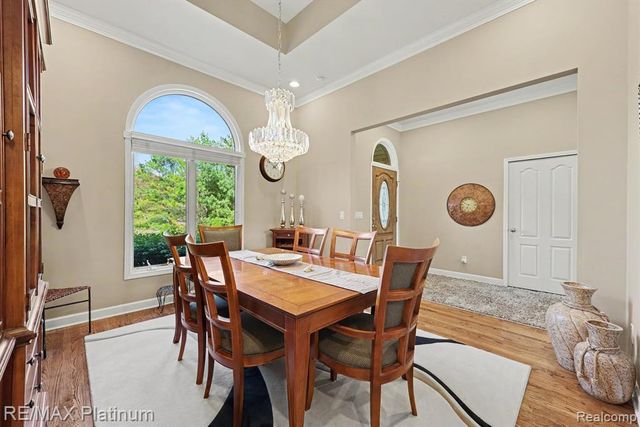 722 Mystic Woods Drive, Howell, MI 48843