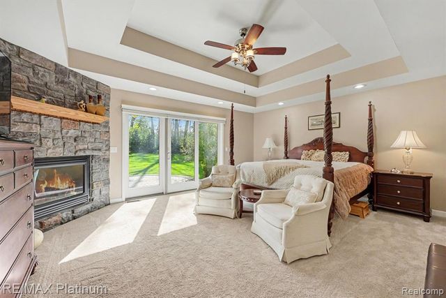 722 Mystic Woods Drive, Howell, MI 48843