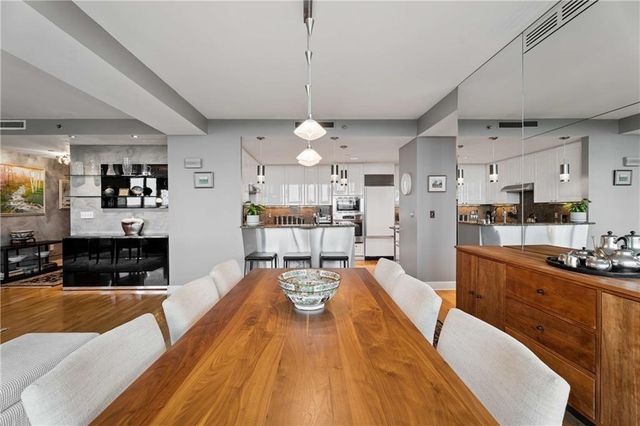 700 Park Regency Place NE 1501, Atlanta, GA 30326