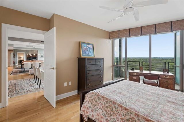 700 Park Regency Place NE 1501, Atlanta, GA 30326