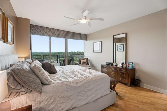 700 Park Regency Place NE 1501, Atlanta, GA 30326