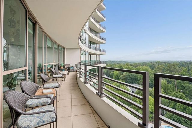 700 Park Regency Place NE 1501, Atlanta, GA 30326