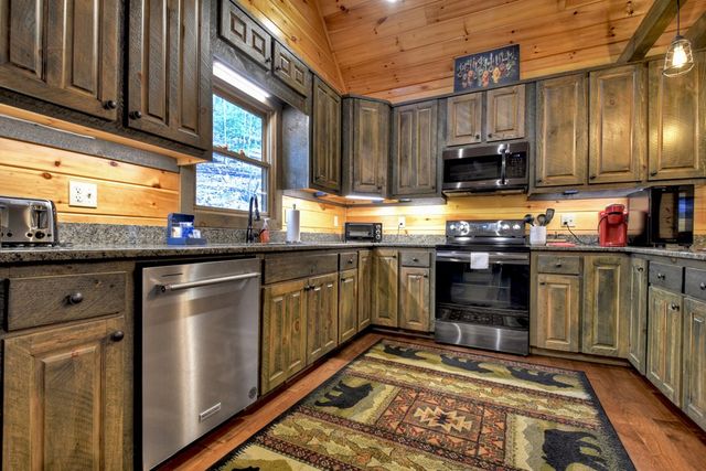 442 N Burgess Gap Road, Morganton, GA 30560