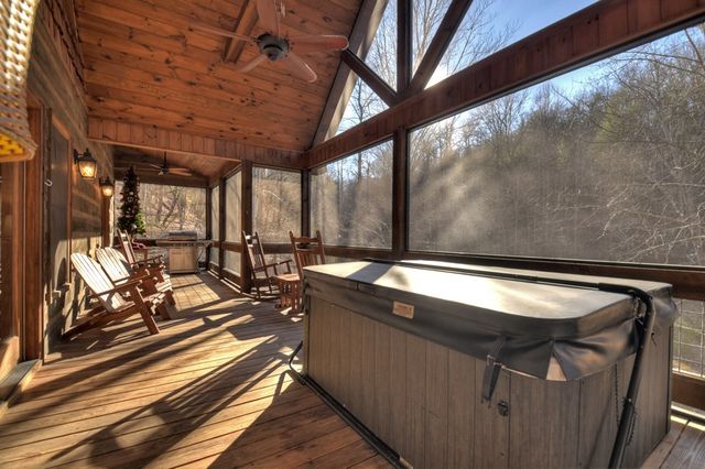 442 N Burgess Gap Road, Morganton, GA 30560