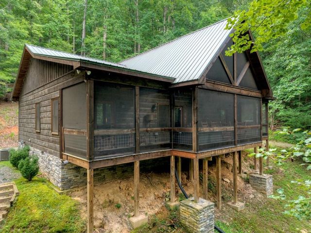 442 N Burgess Gap Road, Morganton, GA 30560