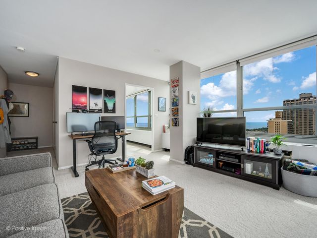 3550 N Lake Shore Drive 2612, Chicago, IL 60657