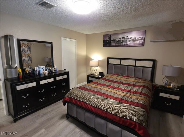 5521 Auborn Avenue, Las Vegas, NV 89108