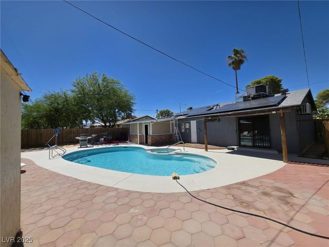 5521 Auborn Avenue, Las Vegas, NV 89108