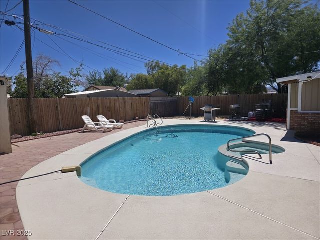 5521 Auborn Avenue, Las Vegas, NV 89108