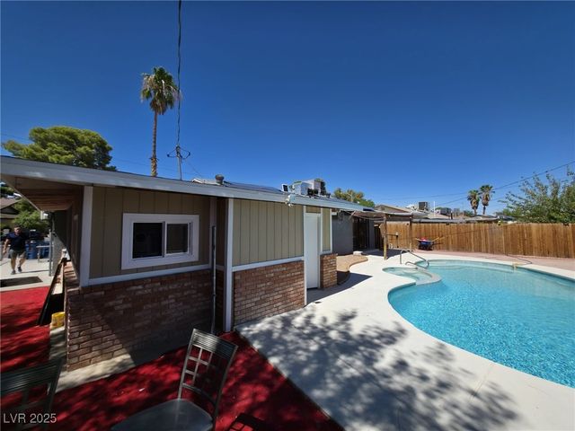 5521 Auborn Avenue, Las Vegas, NV 89108