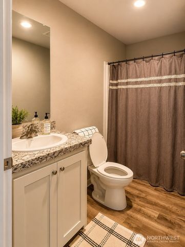 6240 Azure Way, Maple Falls, WA 98266