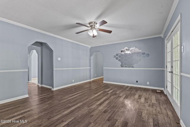 5308 Foxfire Road, Fayetteville, NC 28303