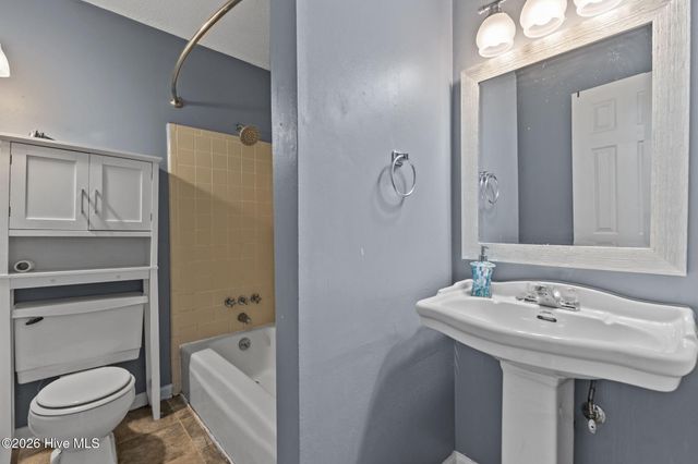 5308 Foxfire Road, Fayetteville, NC 28303