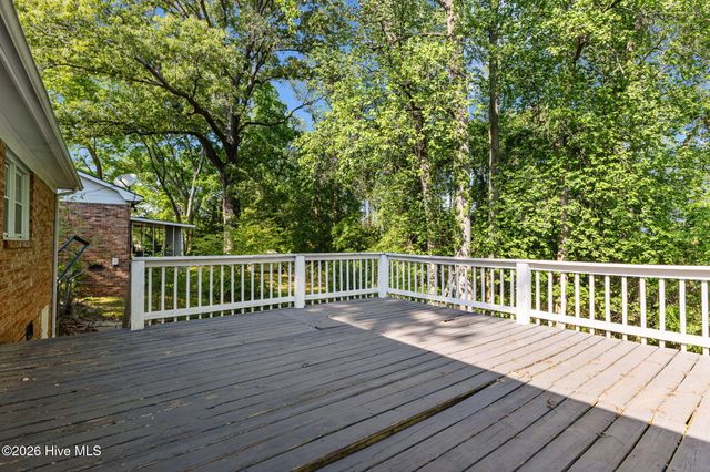 5308 Foxfire Road, Fayetteville, NC 28303