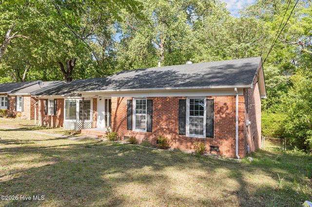 5308 Foxfire Road, Fayetteville, NC 28303