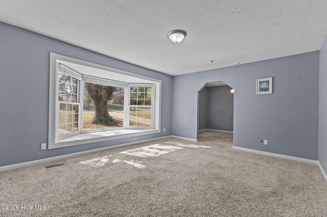 5308 Foxfire Road, Fayetteville, NC 28303