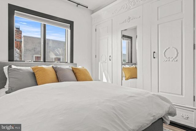 2232 S 17TH ST, Philadelphia, PA 19145