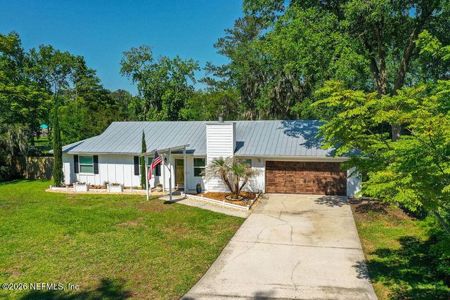 180 COCKATIEL Drive, Jacksonville, FL 32225