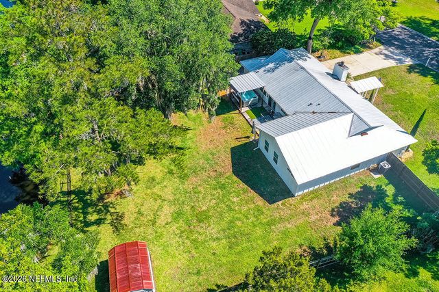 180 COCKATIEL Drive, Jacksonville, FL 32225