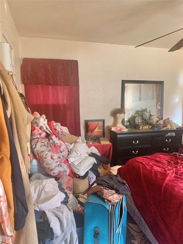 6925 Kennison Drive, Dallas, TX 75227